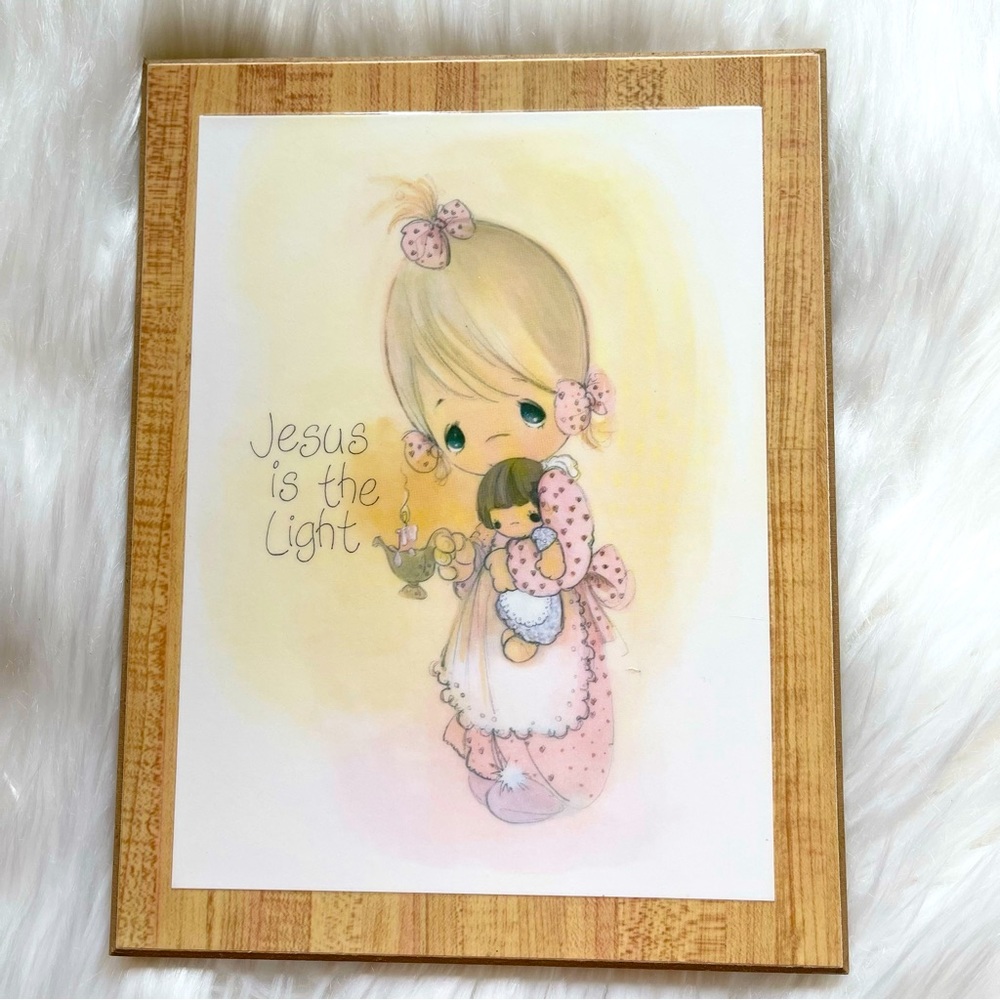 VTG Precious Moments Jesus Is The Light Plaque, Print On Wood